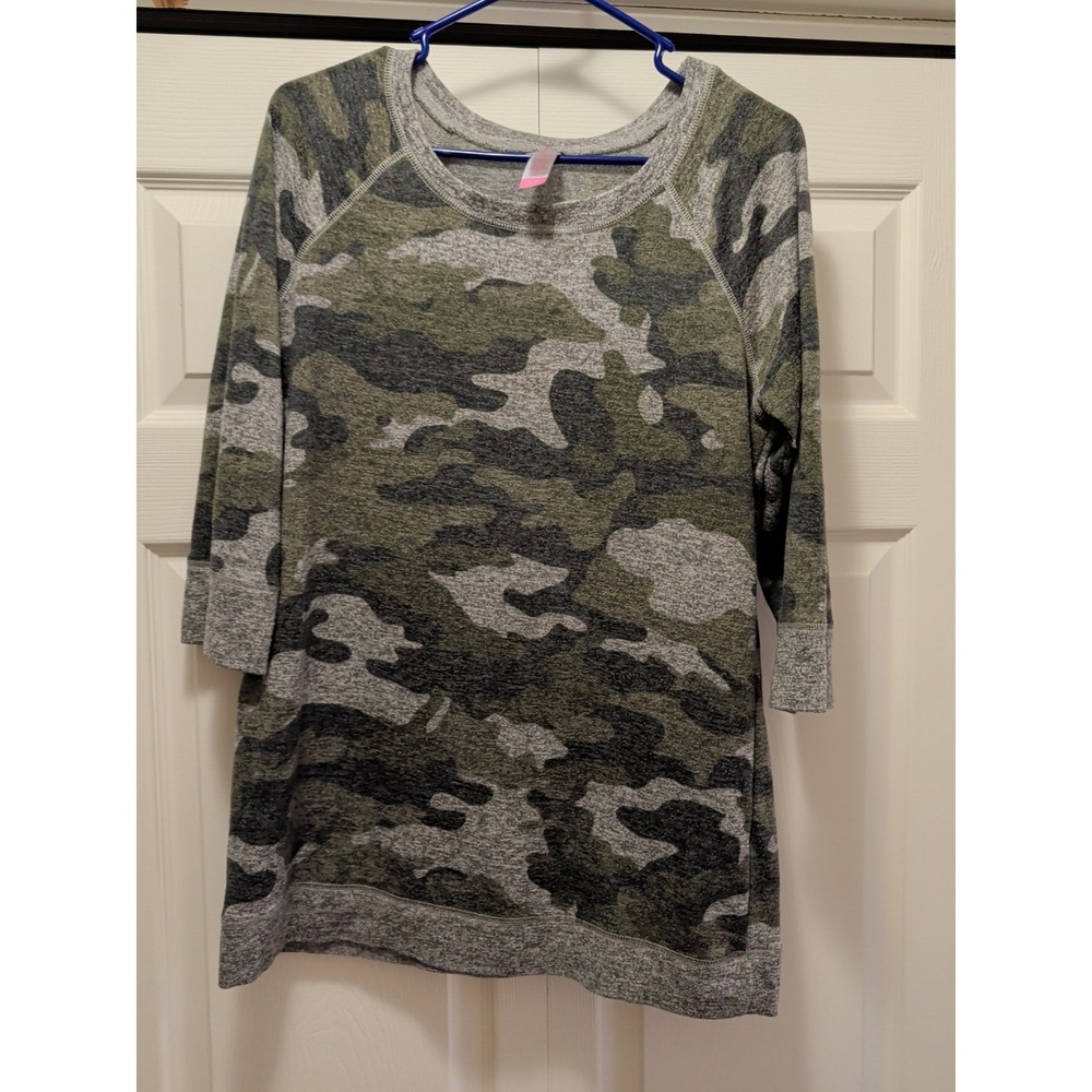 No Boundaries Womens XL 15-17 Camo 3/4 Raglan Sleeve Blouse Green Camouflage Top